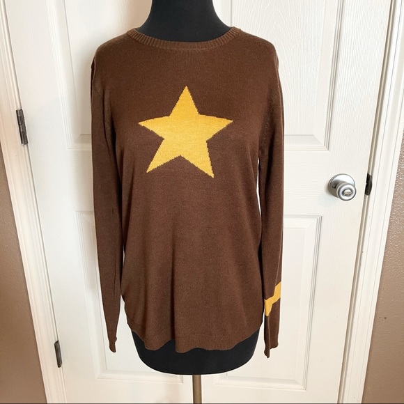 Magashoni Star Sweater - Picture 2 of 8